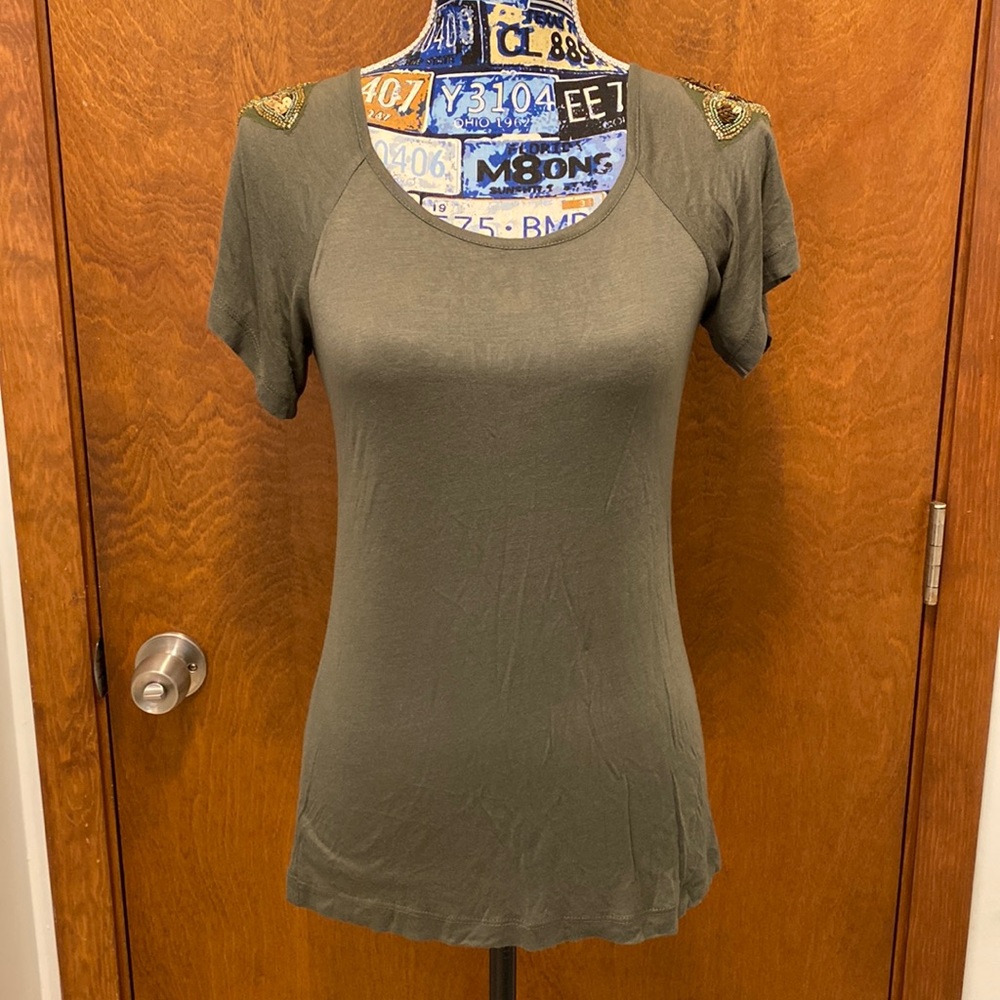 Royal love t shirt size medium